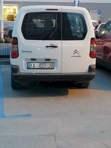 Citroen Berlingo 1.6hdi N1, L2. Pet Sjedala, Klim