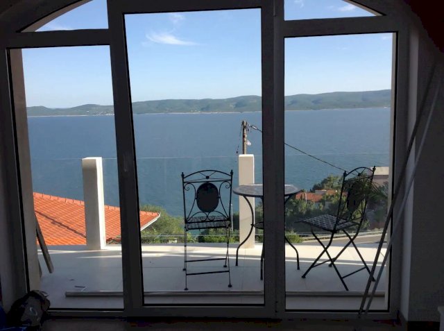 MIMICE, kamena kuća