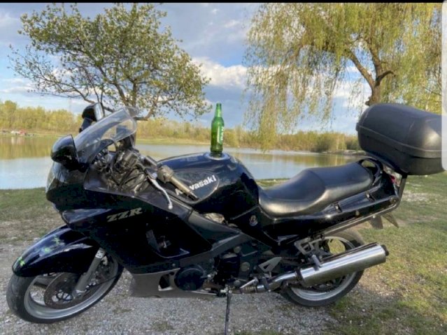 Kawasaki zzr 600, 2006 god.