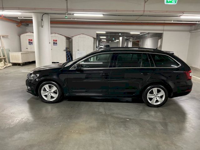 Škoda Octavia Combi 2,0 TDI DSG automatik u Perf