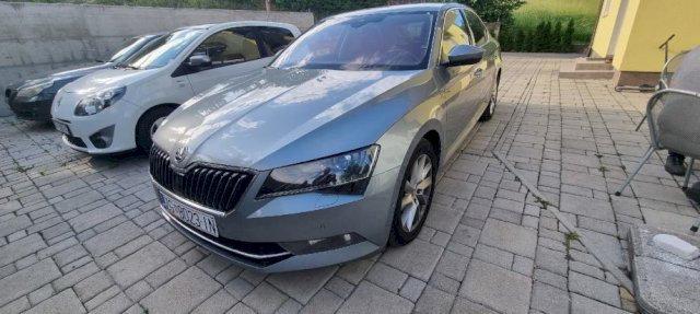 Škoda Superb 1,6 TDI DSG FULL OPREMA
