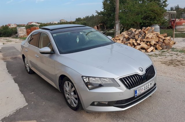 Škoda Superb 1.6 TDI Greenline