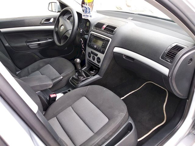 Škoda Octavia 1.6 **PLIN**..Xenon..Tempomat..200