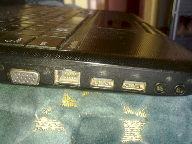 Laptop 