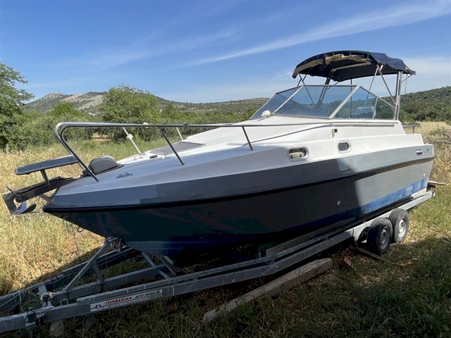 Gliser 7,65 unutarnji motor dizel
