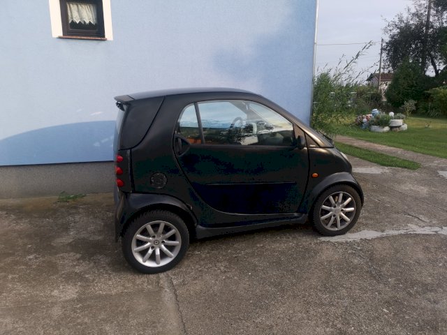 Smart 0.7 benzin