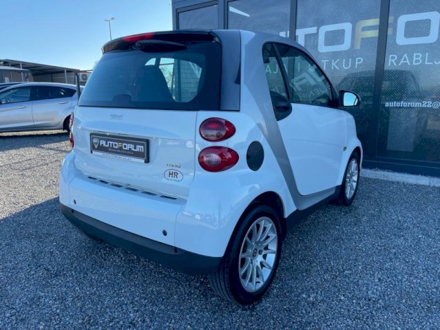 Smart fortwo * AUTOMATIK * KLIMA * ALU FELGE *