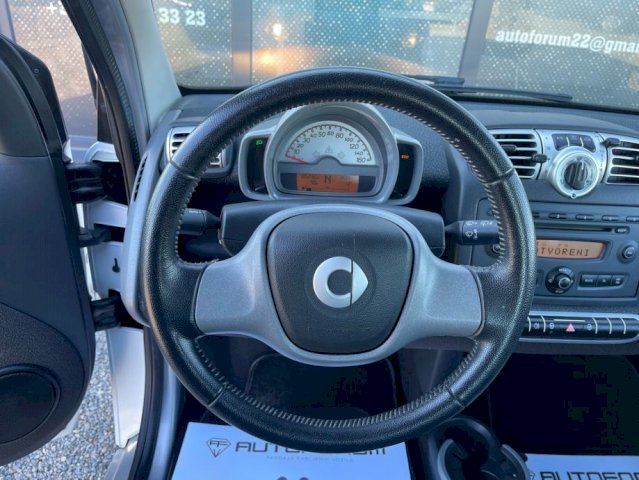 Smart fortwo * AUTOMATIK * KLIMA * ALU FELGE *