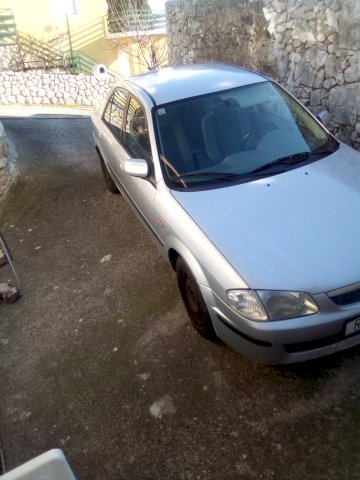 Mazda 323 1,5 i, klima, reg.6/22