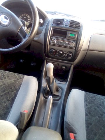 Mazda 323 1,5 i, klima, reg.6/22