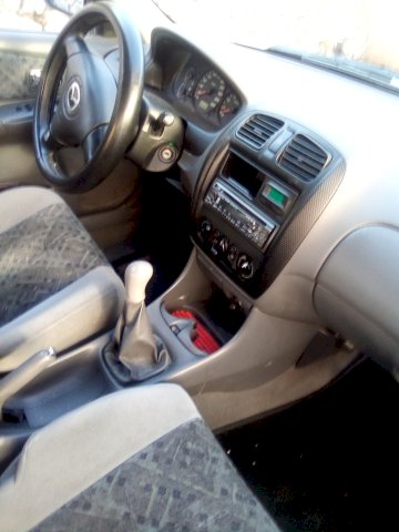 Mazda 323 1,5 i, klima, reg.6/22