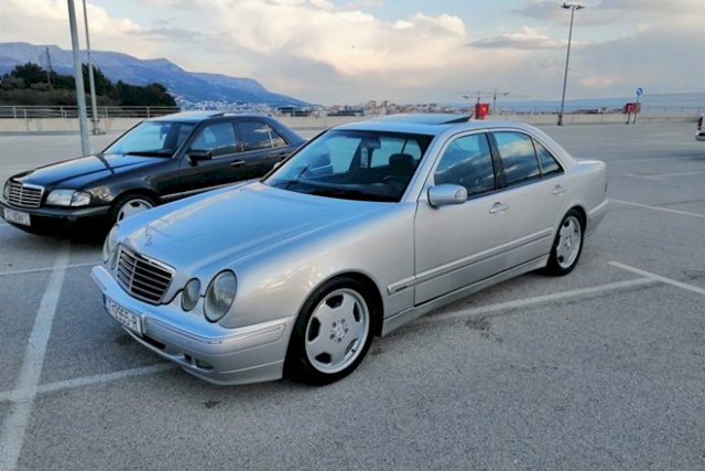 Mercedes-Benz E-klasa 320CDI-ŠIBER-NAVIGACIJA