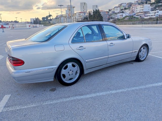 Mercedes-Benz E-klasa 320CDI-ŠIBER-NAVIGACIJA