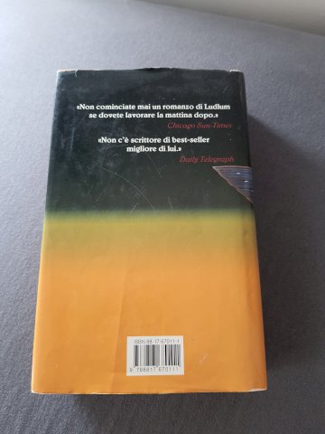 Robert Ludlum; I guardiani dell'Apocalisse