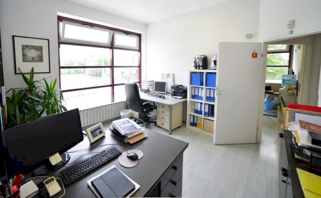 Lokal trgovački centar Borongaj - okretište tra