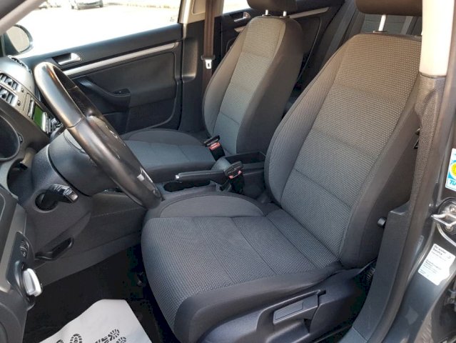 VW Golf VI 1.6Tdi Variant BMT