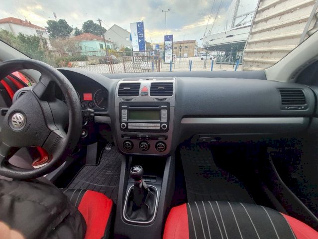 VW Golf 5 1,6 /// zamjena za kombi