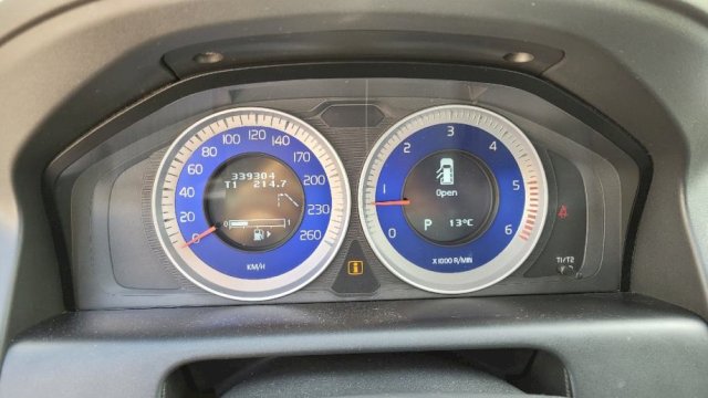 Volvo XC60 AWD D5 2.4 R Design