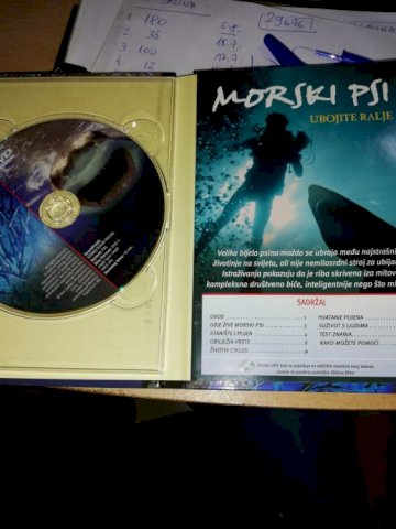 Komplet dokumentaraca