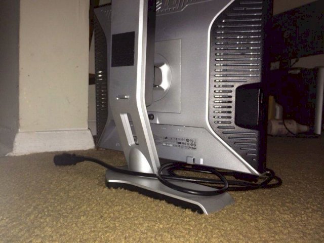 Monitor LCD Dell 19