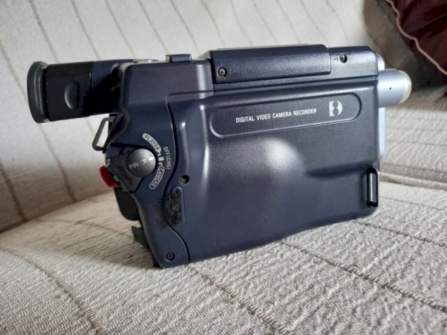 Sony DCR-TRV 245 E pal Digital8 kamera