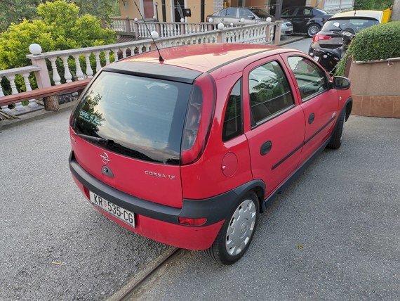 opel corsa 1.2 16v sport