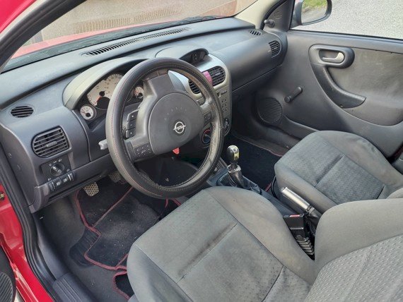 opel corsa 1.2 16v sport