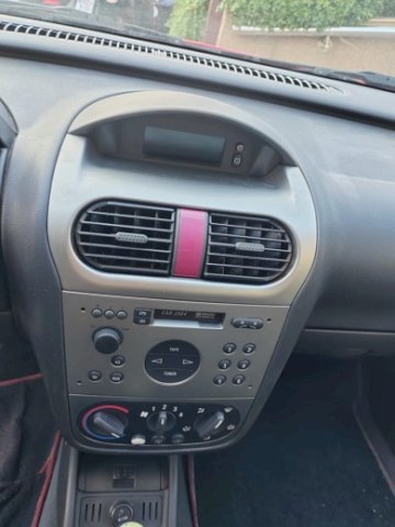 opel corsa 1.2 16v sport