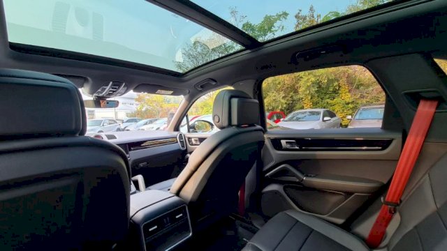 Porsche Cayenne NOVO