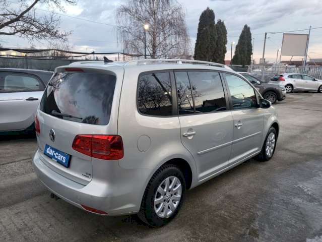 VW Touran 1,6 TDI *** 2015 NAVI VEL.SERVIS REG.GO