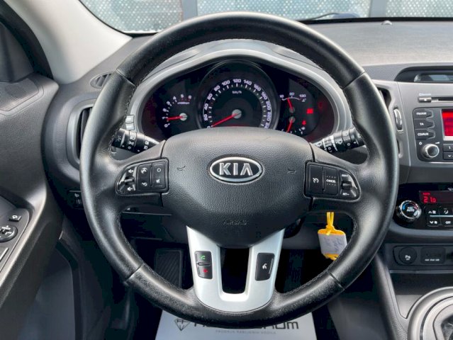 Vozilo u odlicnom stanju  Redovno servisiran