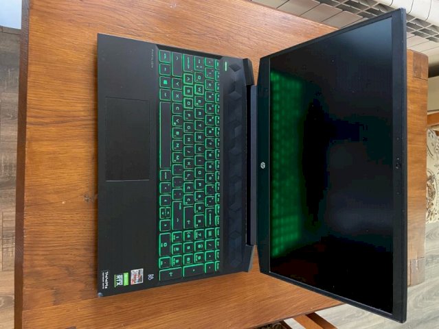Hp Pavilion Gaming-15 NVIDIA RTX 3050 ti / RYZEN 