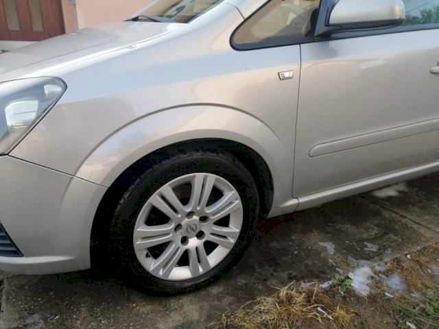 Opel Zafira 1,9 CDTI napravljen veliki servis