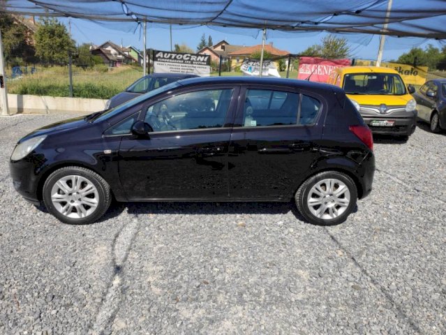 Opel Corsa 1,3 CDTI IZVRSNO STANJE NEMA PRIJENOSA