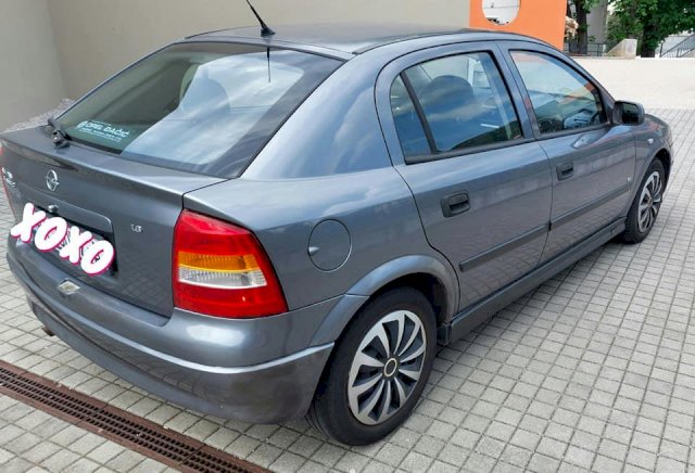 Opel Astra 1.6