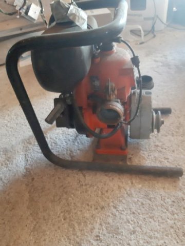 pumpa za vodu tomos 4 kom