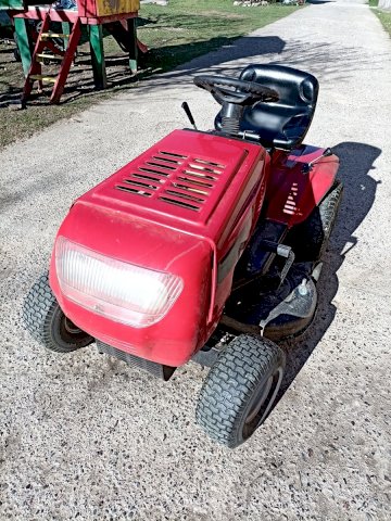 Traktor kosilica mtd 12.5 ks
