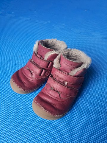 Froddo zimske čizmice br 23