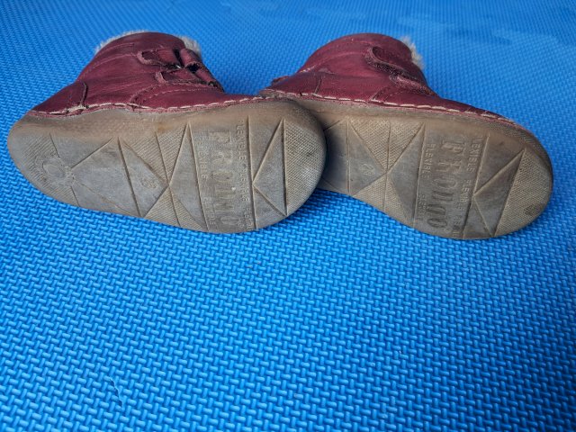 Froddo zimske čizmice br 23