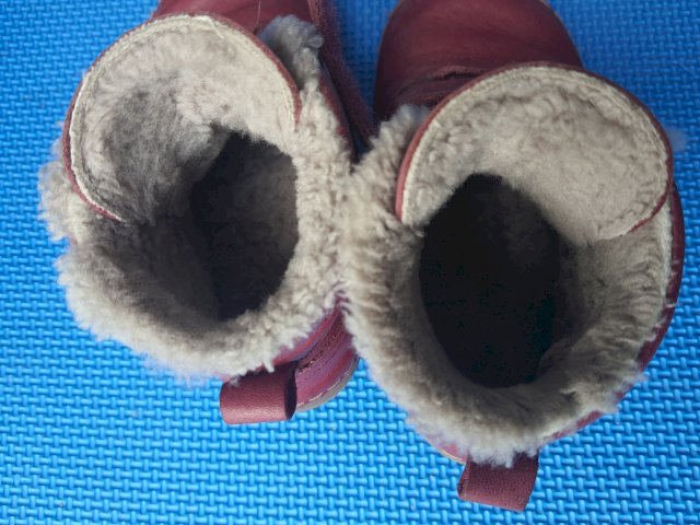 Froddo zimske čizmice br 23