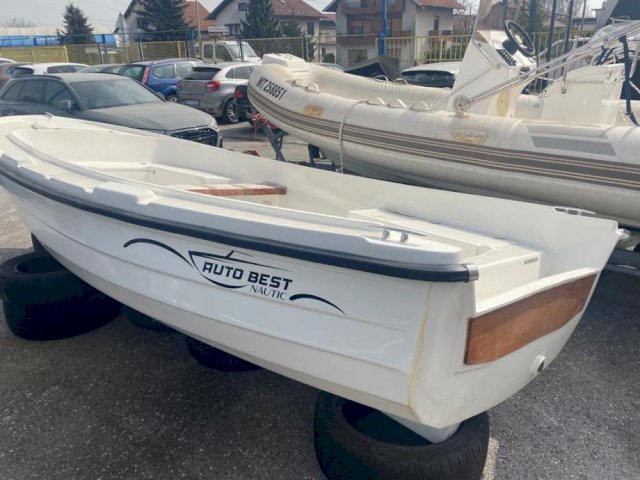 Brodica ADRIA M SPORT 500