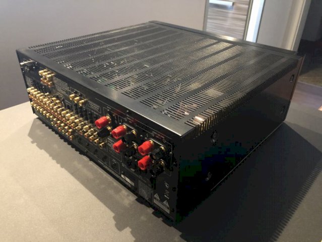 ROTEL RSX 1550 & RB 1070- pre i amp - hi end-