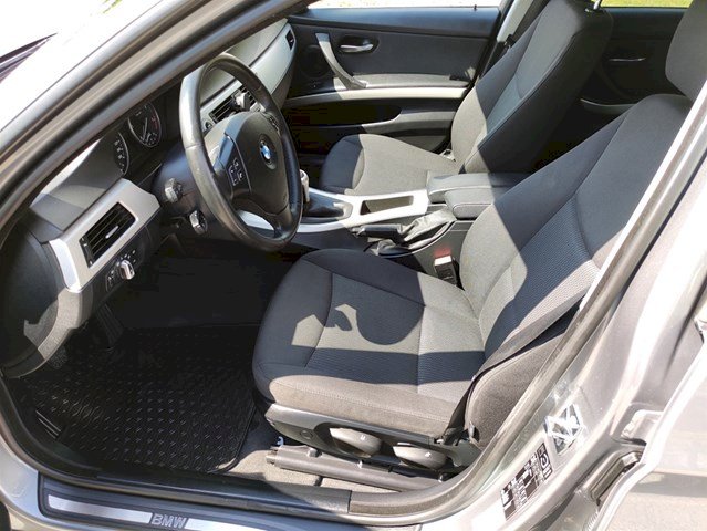 BMW serija 3 318 D