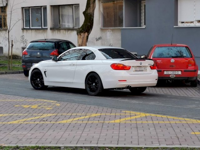 BMW serija 4 Cabriolet F33 420d // ZAMJENA