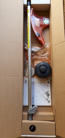 Stihl trimmer kombi km 131 novi