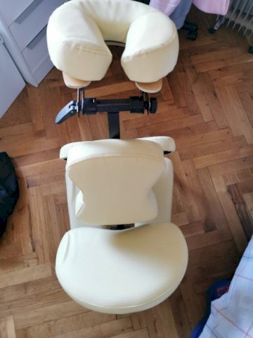 Stol za masažu