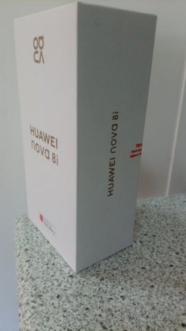 Huawei nova 8i
