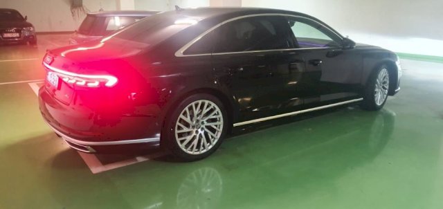 Audi A8L Sport 50 TDI
