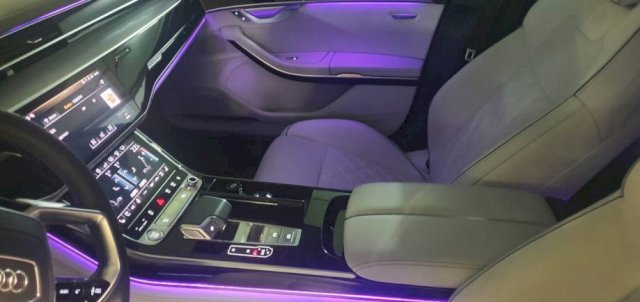 Audi A8L Sport 50 TDI