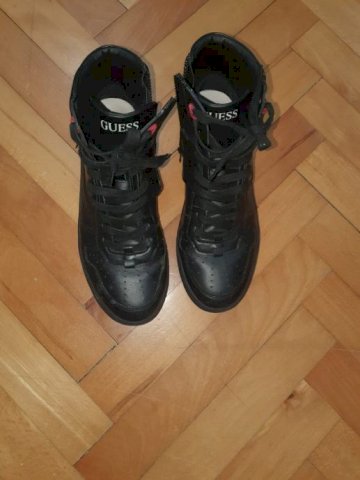 Guess patike crne 43